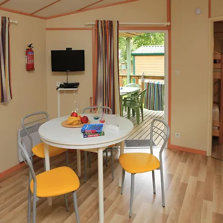 Camping Oaki Mesnard-la-Barotière