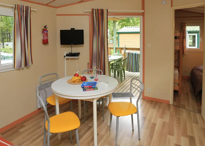 Kemping Oaki Mesnard-la-Barotière